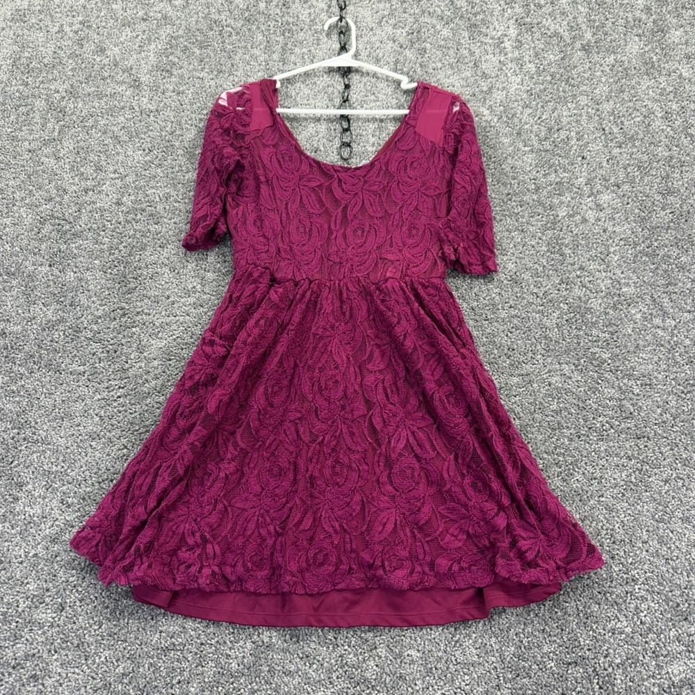 Vanity Dress Womens Medium Magenta Floral Lace Short Sleeve Fit Flare